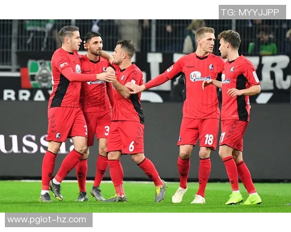 足总杯激战AC米兰与拜仁互交白卷红牌事件引发全场热议