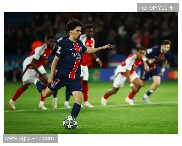 国米点球大战险胜巴黎圣日耳曼全场沸腾争议判罚引发热议