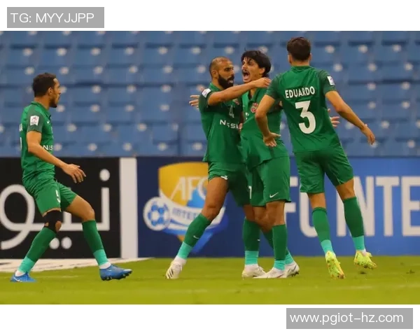 中超精彩对决AC米兰大胜多特蒙德帽子戏法引爆全场激情 中超精彩对决AC米兰大胜多特蒙德帽子戏法引爆全场激情