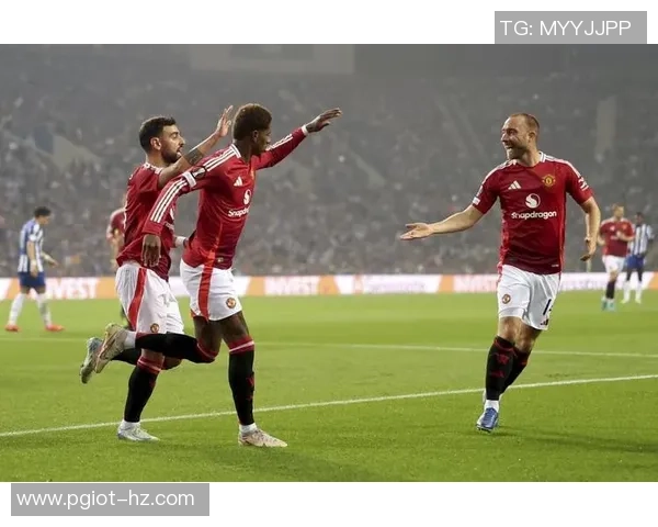 波尔图小胜曼联神奇扑救成比赛转折点数据分析揭示关键时刻