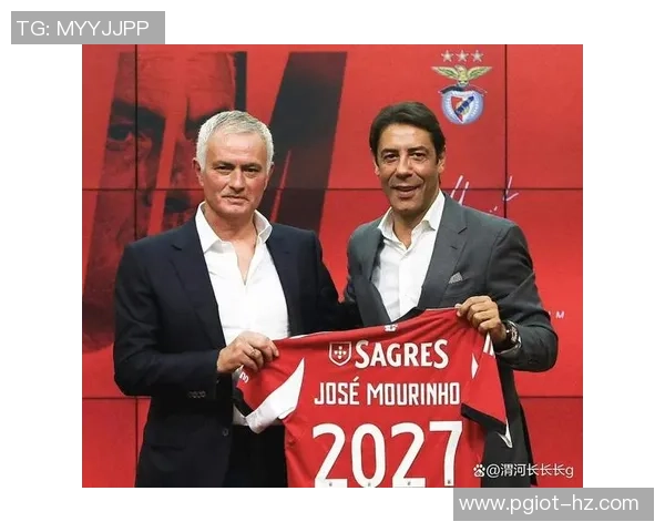 巴黎圣日耳曼与本菲卡友谊赛精彩回顾4-3逆转引发全场热烈反响